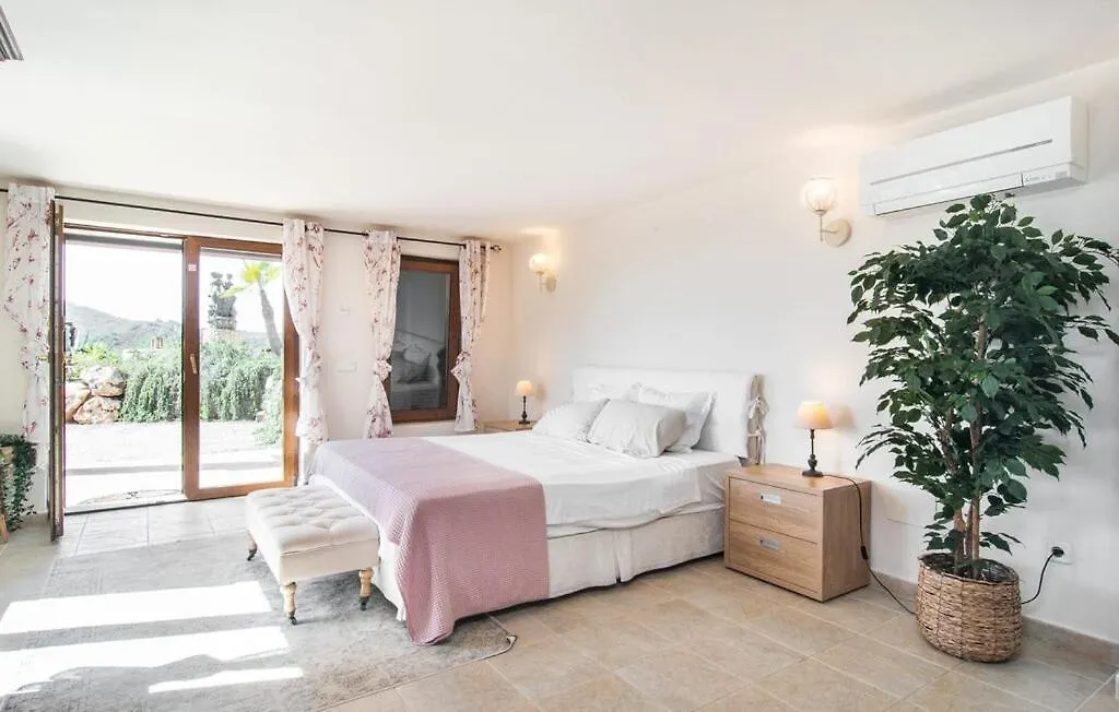 Finca Vall D'Or 360 Degrees Nature View S'Horta 0*,  西班牙